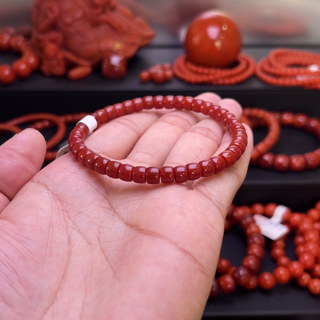 黄***️南红玛瑙未镶嵌手串南红