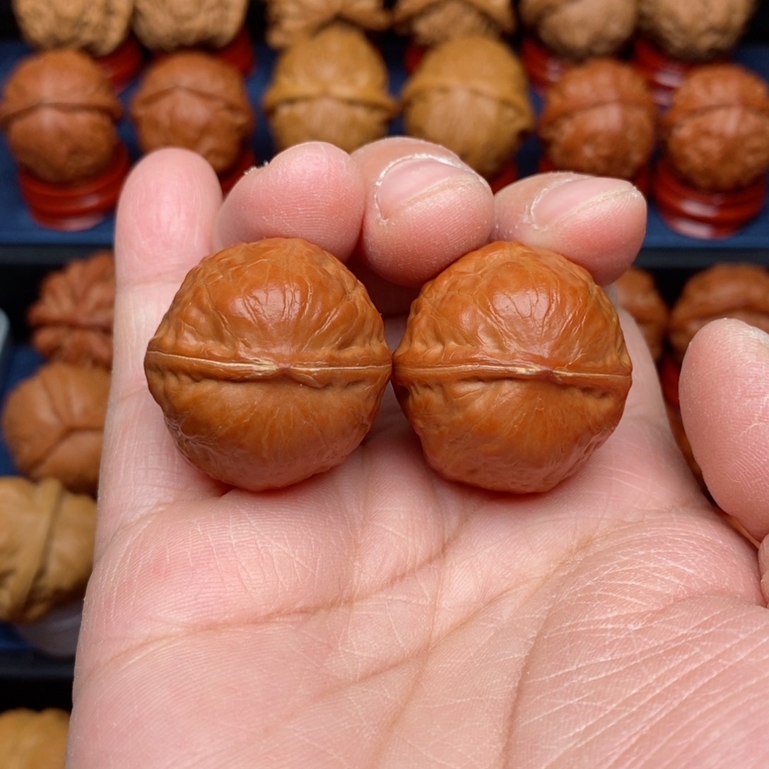 把件文玩核桃手捻野生红玛瑙