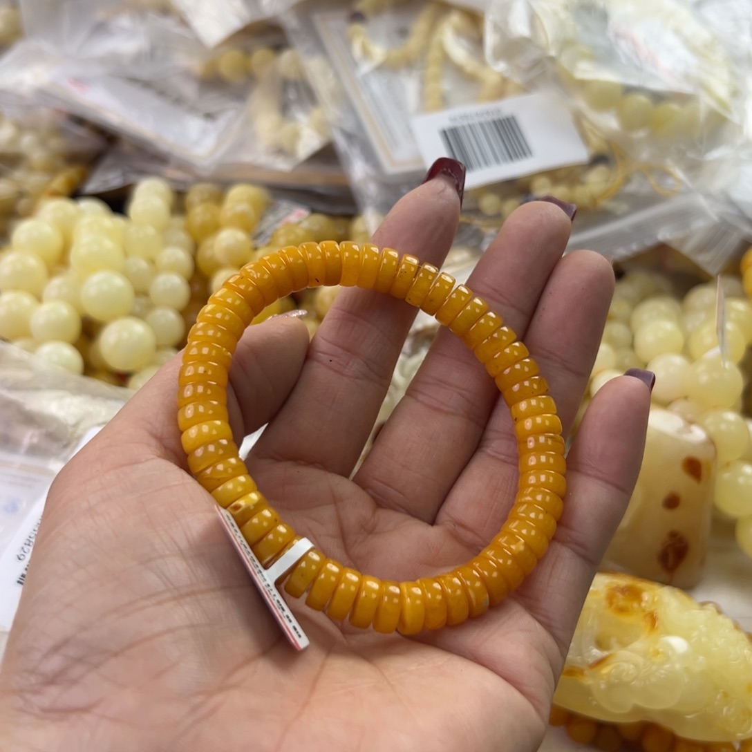 琥珀珠宝奇石未镶嵌