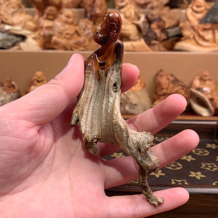 柏木（崖柏）根雕，