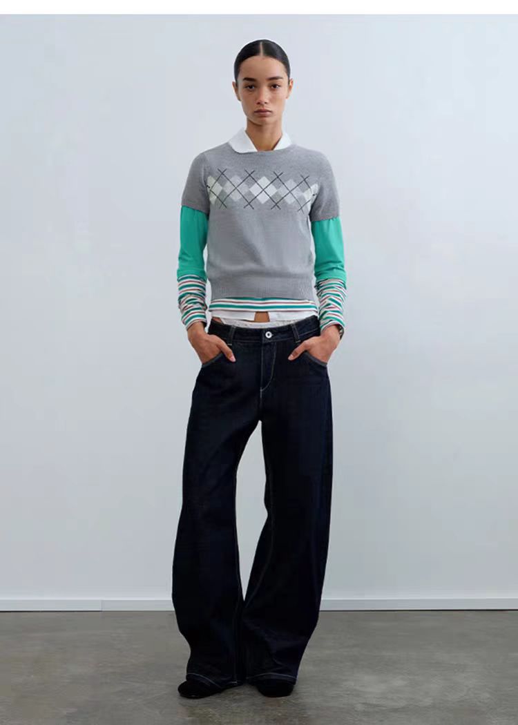 【奥莉】2025秋冬：菱格纹短袖上衣T恤