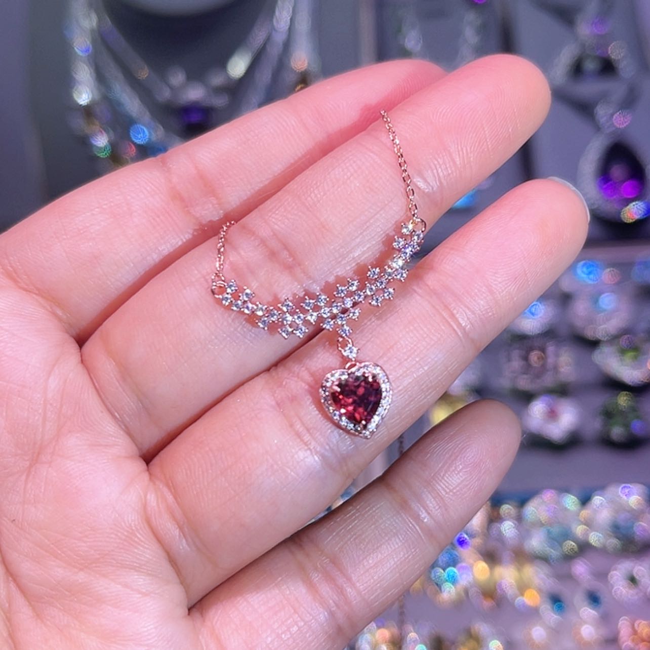 【闪购商品】石榴石颈饰银S925镶嵌