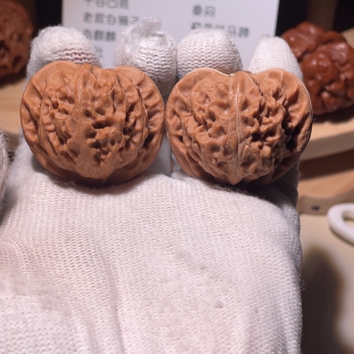 文玩核桃吊坠38 37 宫灯 7906