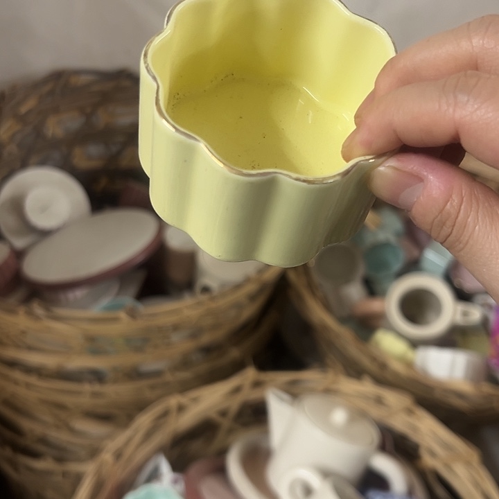 瓷可爱微瑕满20包邮