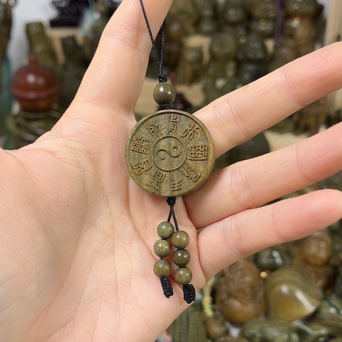 维腊木（绿檀）?****燚手机挂绿檀