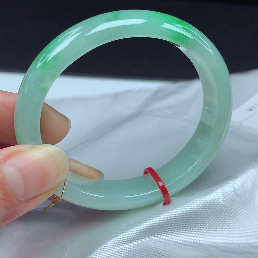 翡翠手镯未镶嵌53贵妃151