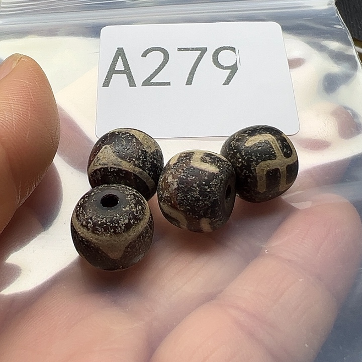 若***随玛瑙/玉髓未镶嵌手链