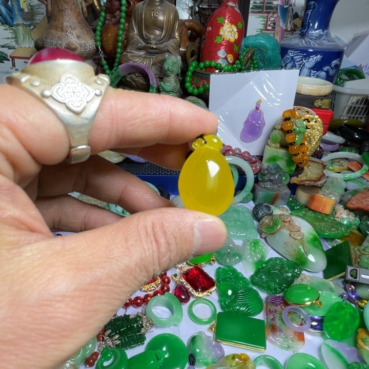 *****滴血莲花菩提吊坠