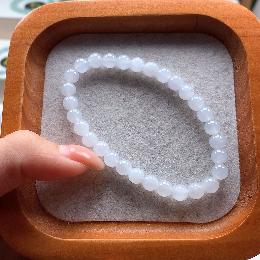 翡翠未镶嵌手串白月光6.0