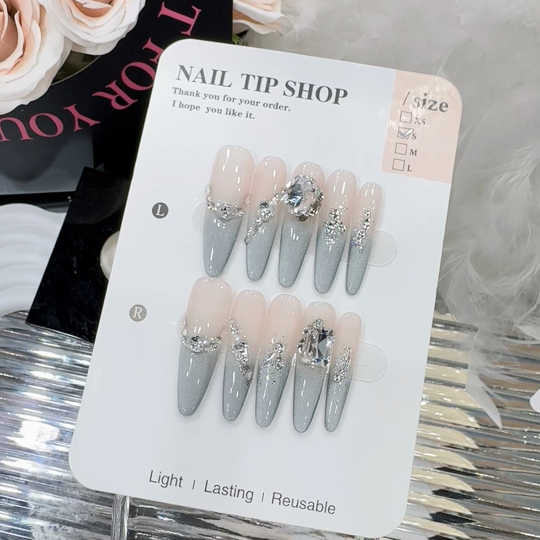 李笑迎穿戴甲 纯手工美甲穿戴甲片花辰夕月冰岛蓝爆闪钻美甲贴片