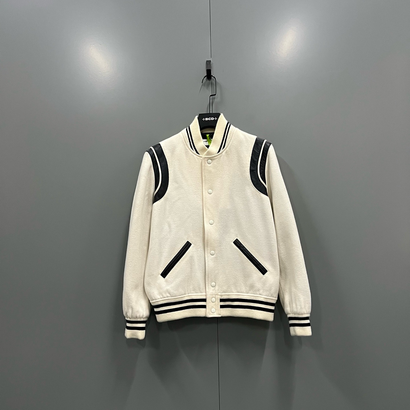95新 YSL/圣罗兰 ab1211 611779 slp 白色拼皮棒球夹克 46码