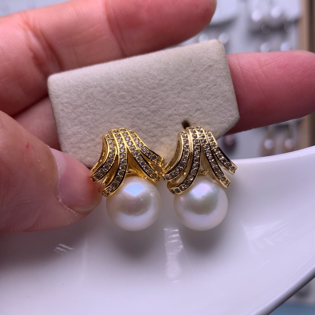 未镶嵌耳饰淡水珍珠