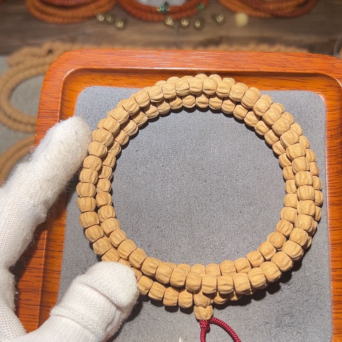 舞***法吊坠柏香籽/百香籽果冻皮直切顺7+