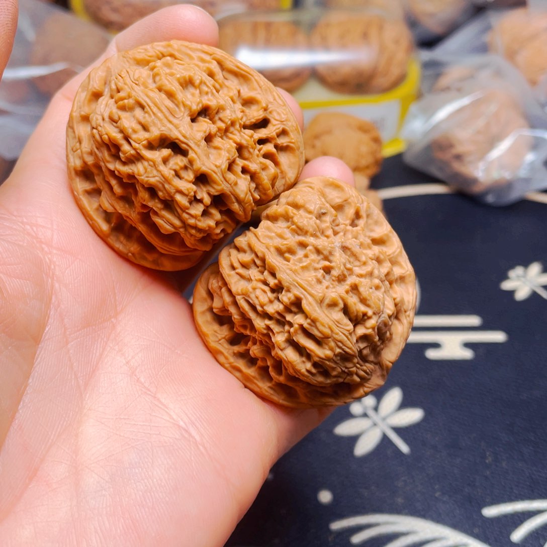 吊坠文玩核桃南疆石