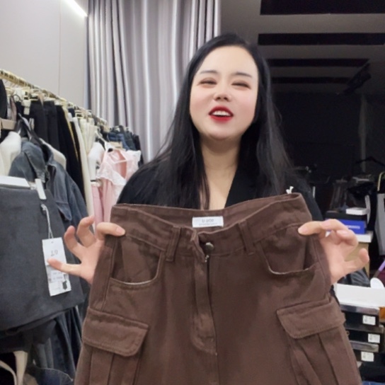 咖色工装裙90-110斤福利清版