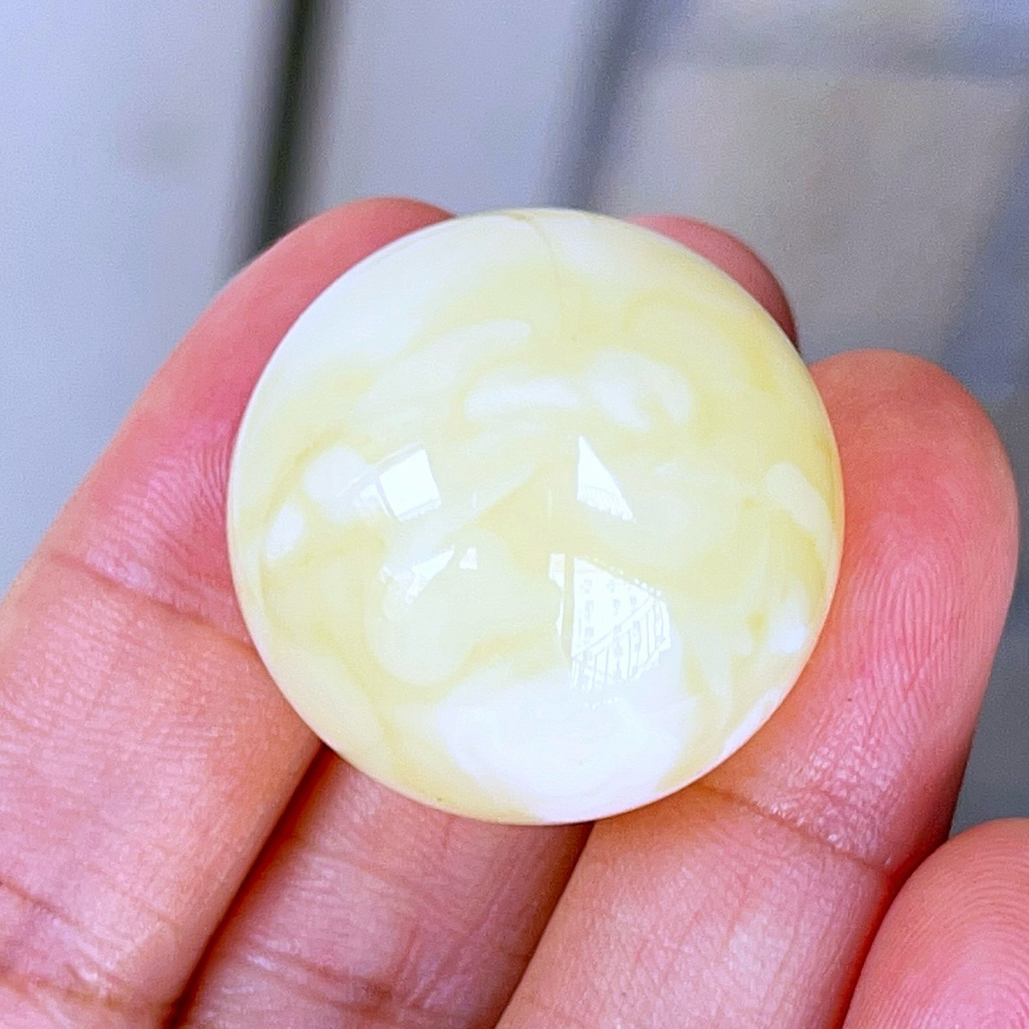 25+白花蜡蜜蜡珠子