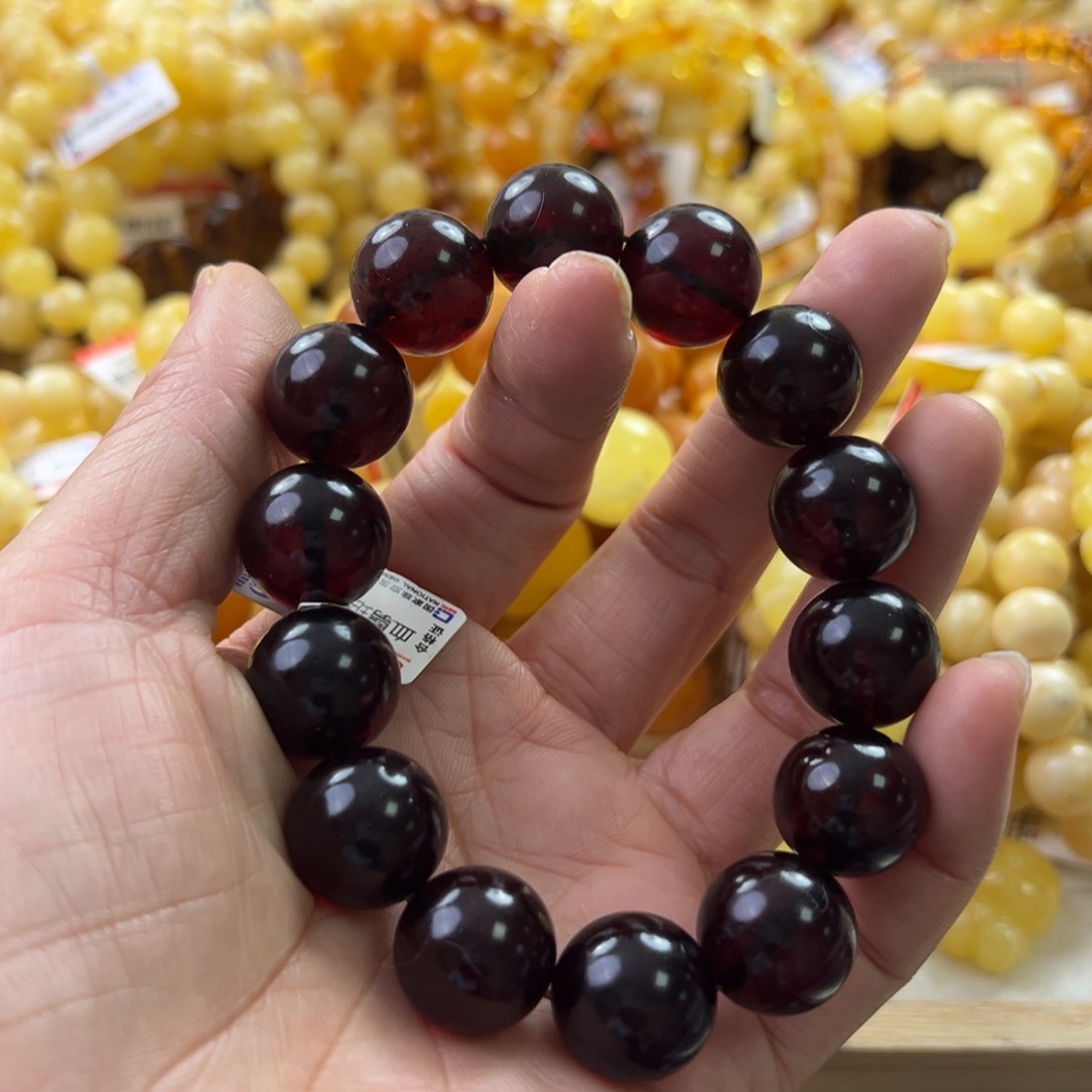 琥珀珠宝奇石未镶嵌