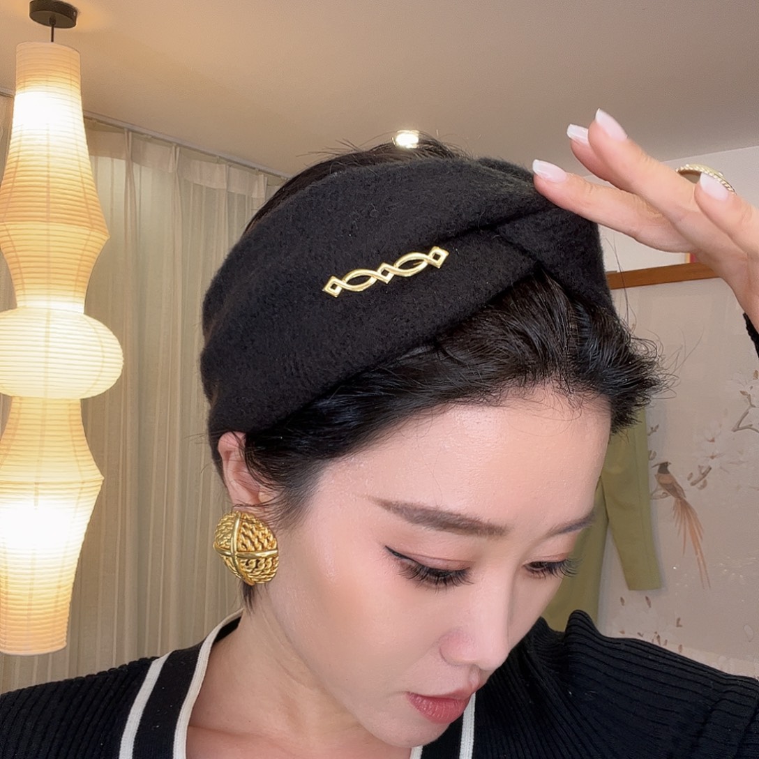 铜合金中古素金胸针