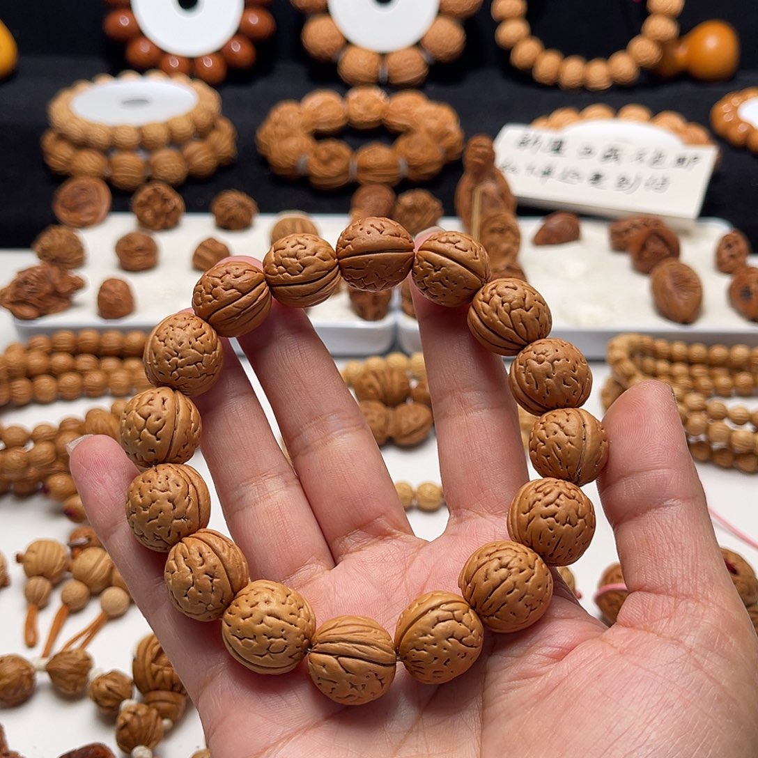 显***摆核桃手串/手链桃核手工制作工艺