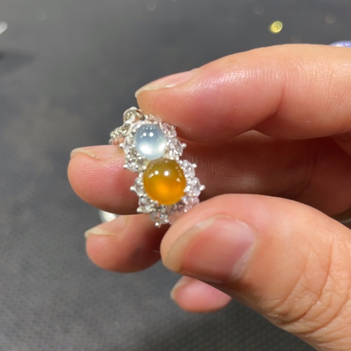 翡翠未镶嵌戒指缅甸天然翡翠