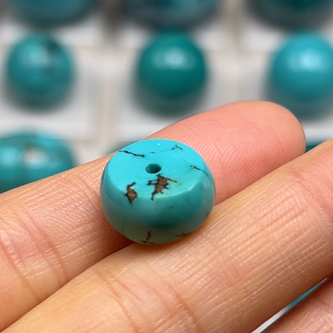 北***人绿松石未镶嵌珠宝奇石