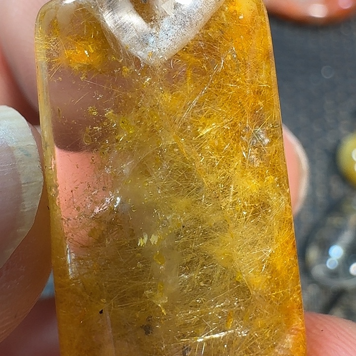 秋***月未镶嵌颈饰水晶好