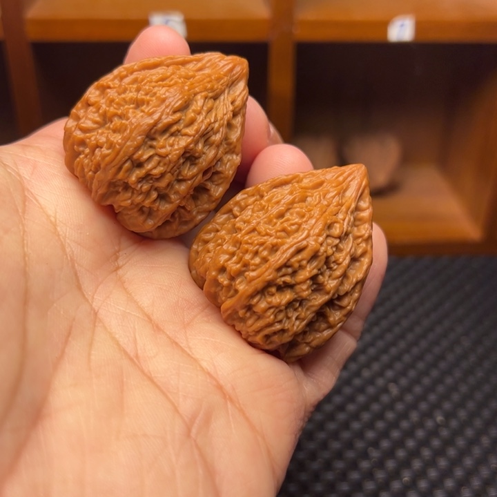 桃核把件塔尖全品35