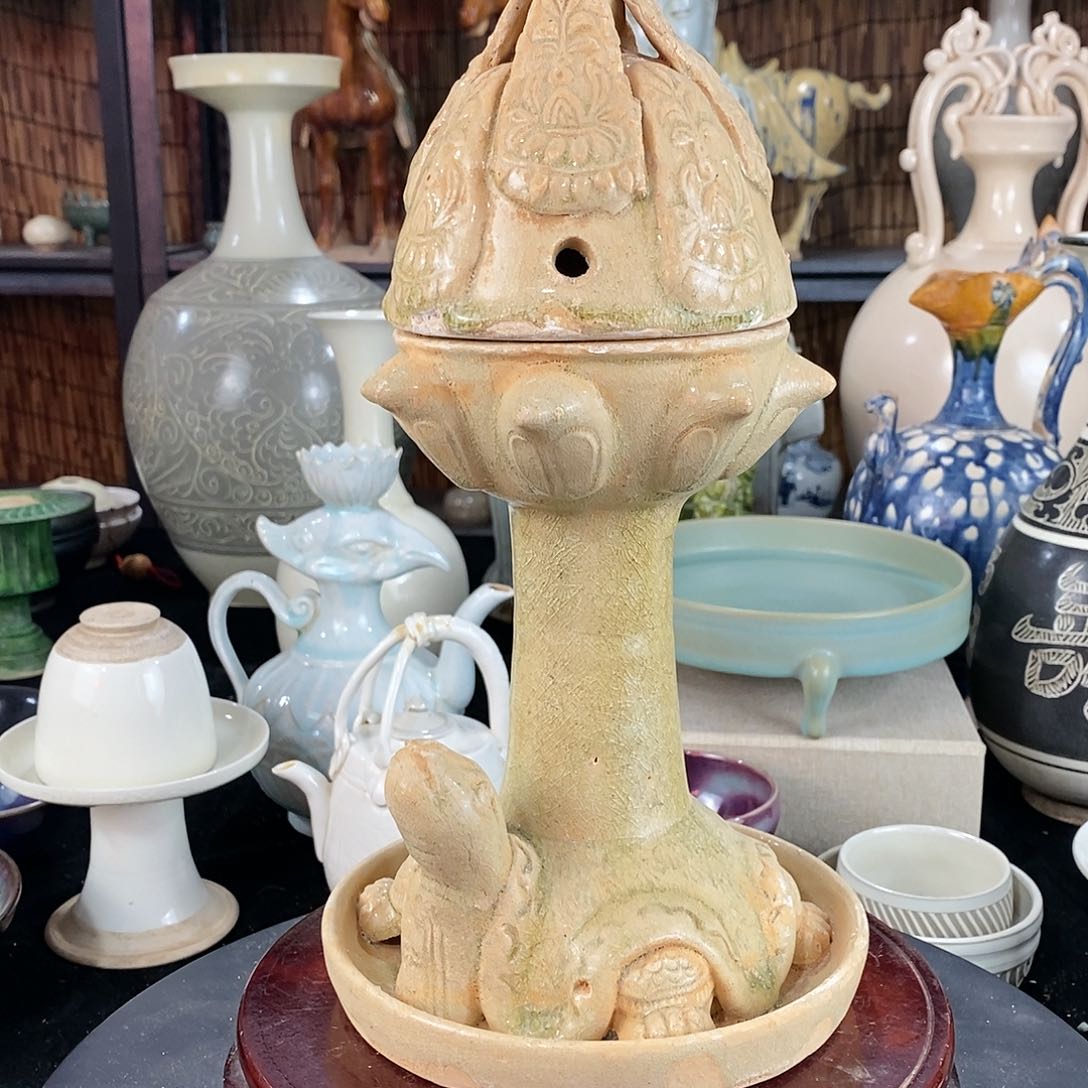 摆件洪州窑瓷器瓷器