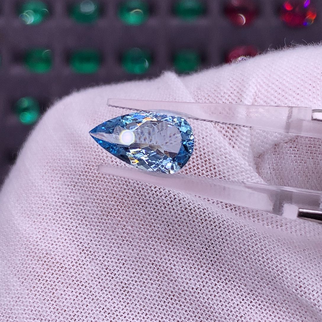 海蓝宝石裸石99889968599