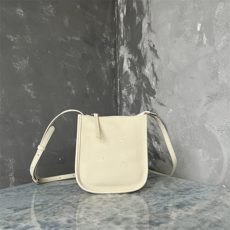 【工厂直销】7179新款时尚简约手提单肩斜跨女包