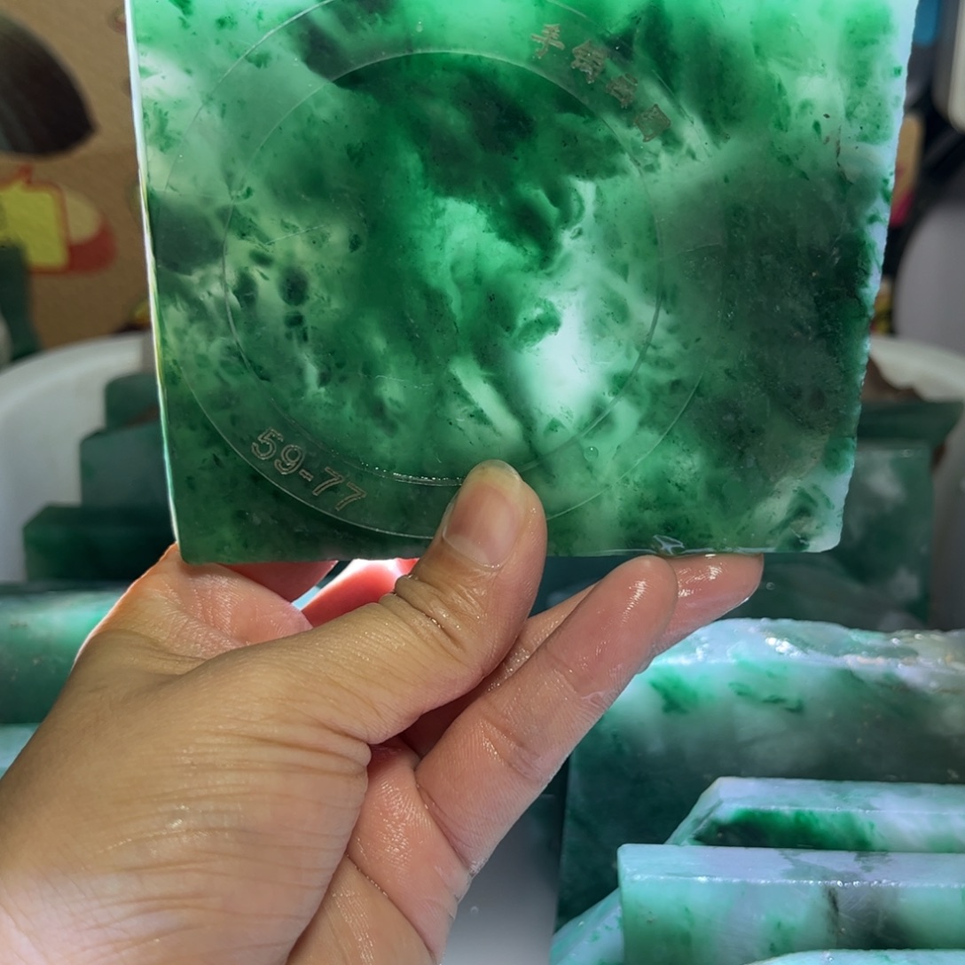 叫***妹定制石英质玉（非洲翠）