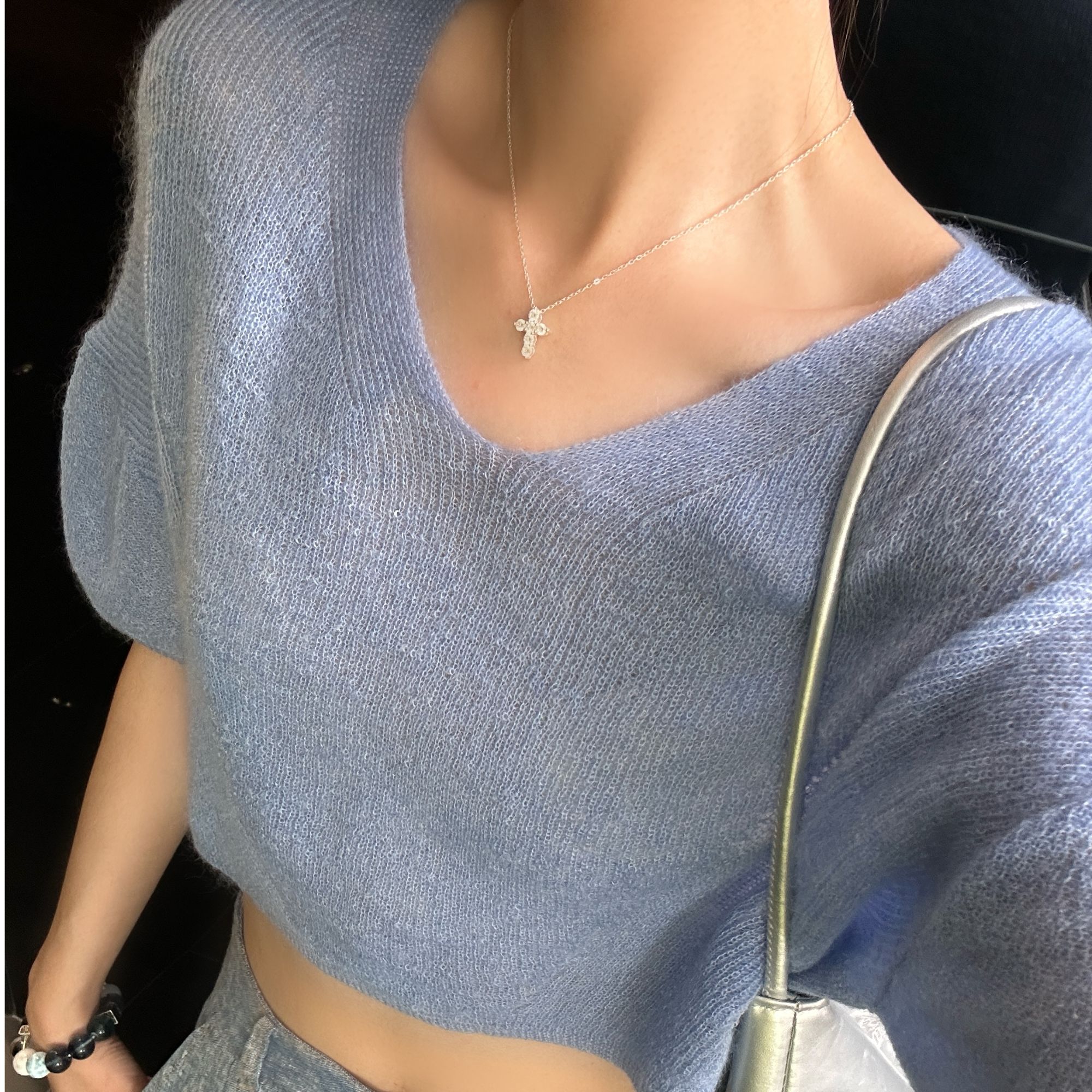 阿玛施AMASS宽松休闲简约时尚气质百搭春夏V领套头针织衫5399682