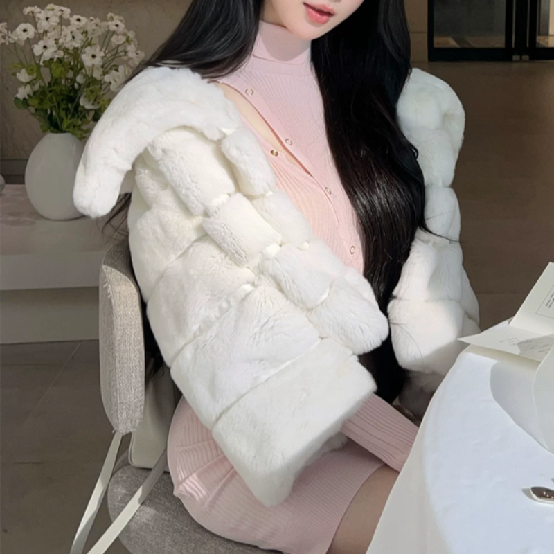 斜排纽扣镂空针织裙气质修身显瘦高领包臀连衣裙女秋冬内搭裙