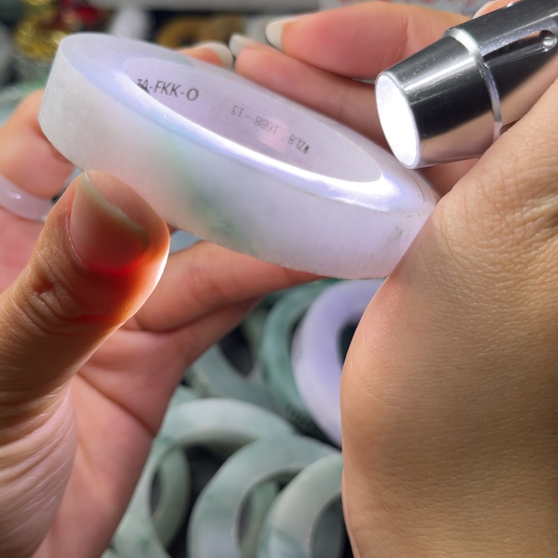 定制翡翠手镯未镶嵌