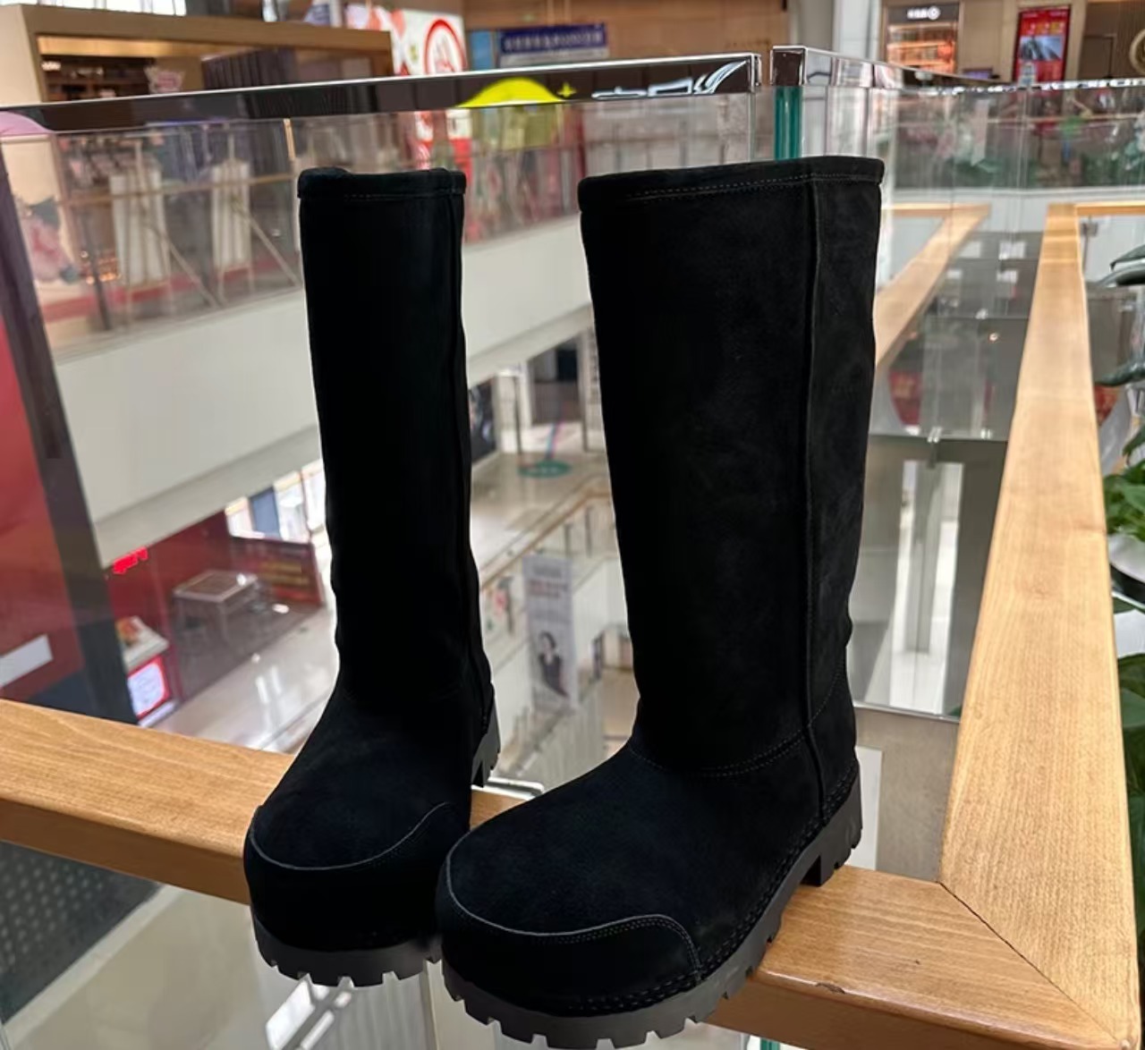 高品质丑萌高筒靴