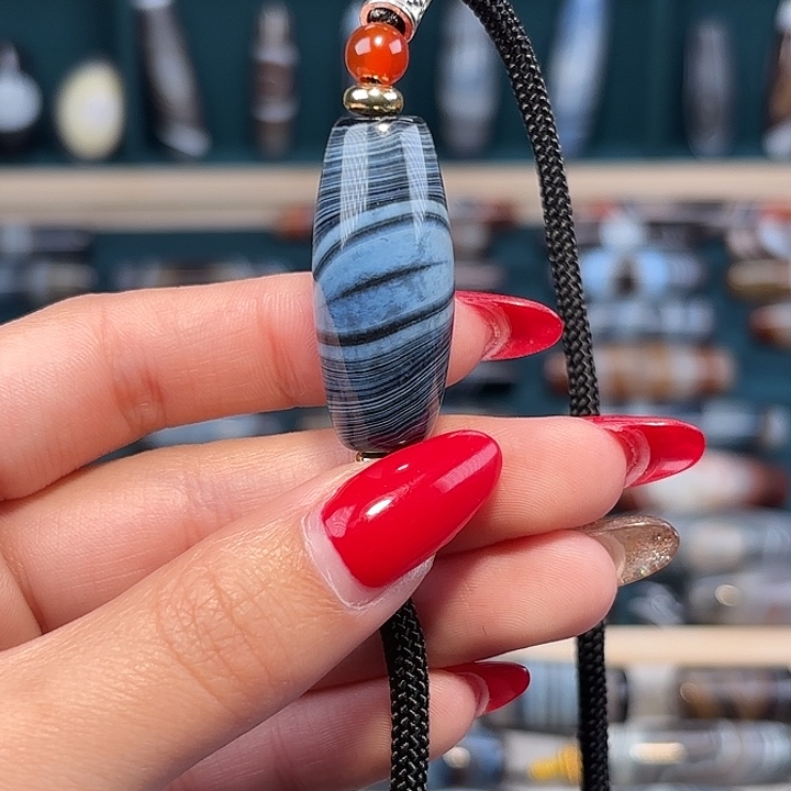 s***i玛瑙/玉髓合金珠宝奇石