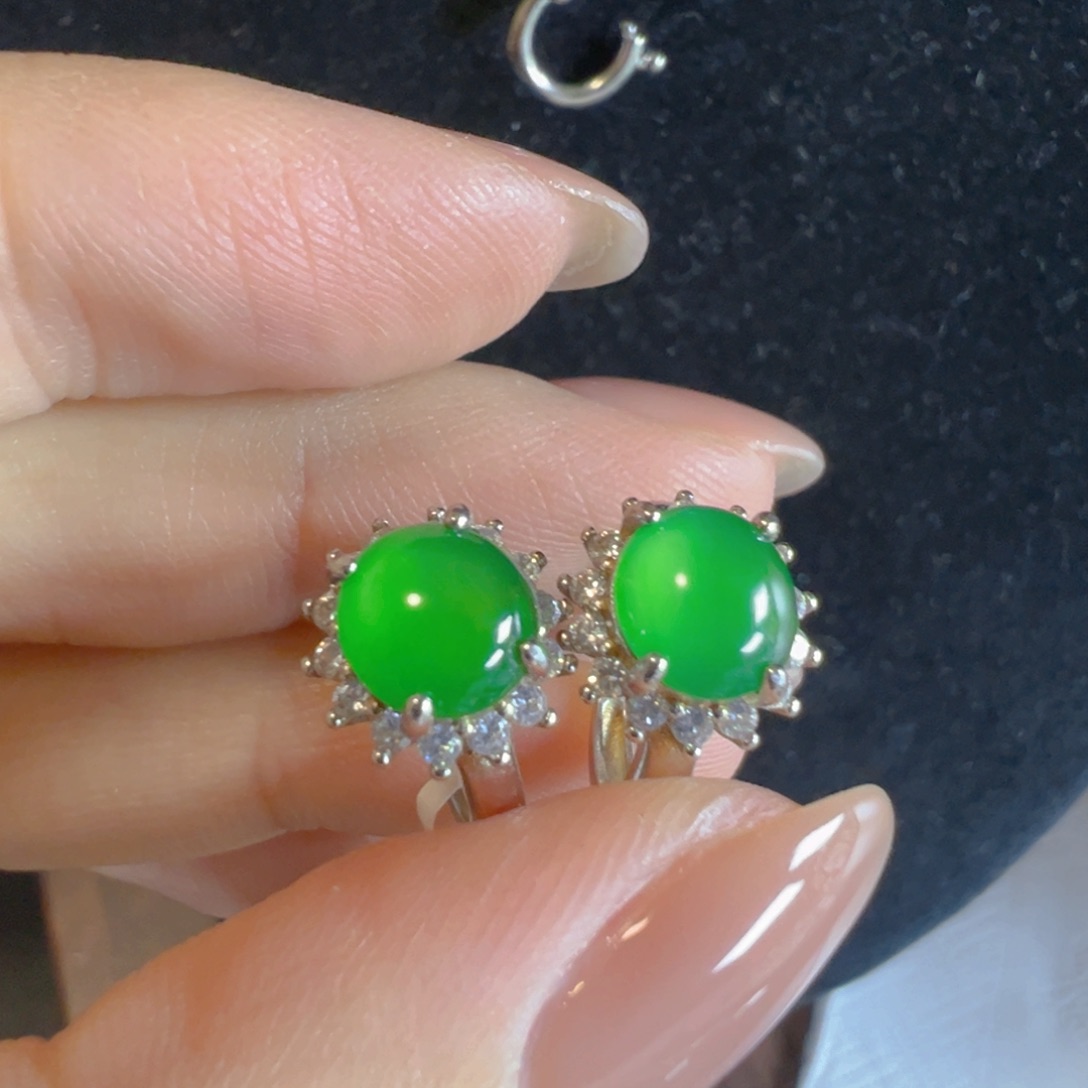 柠***了翡翠银S925镶嵌颈饰蛋面