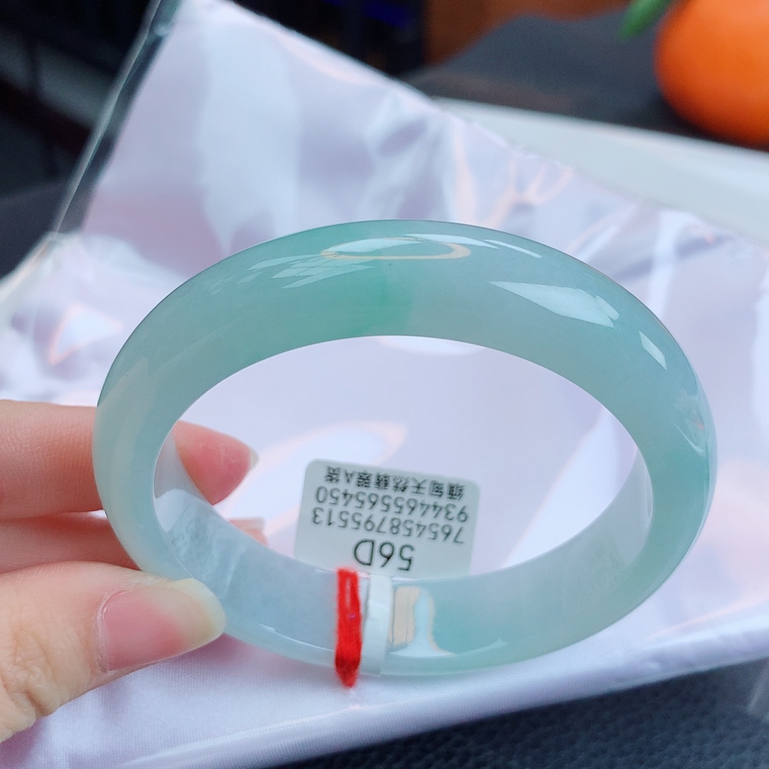 翡翠手镯未镶嵌缅甸天然翡翠A货