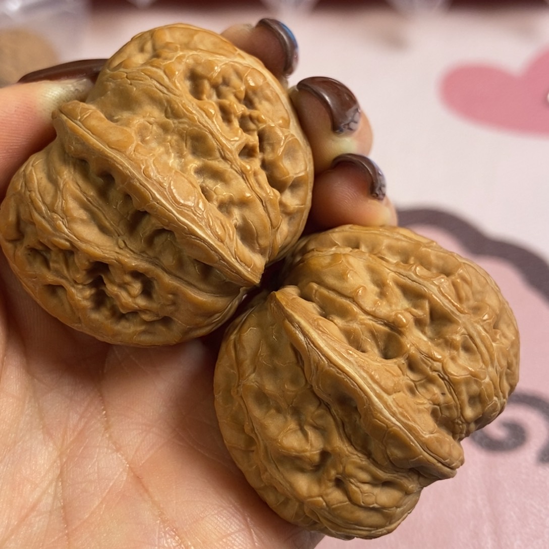 文玩核桃吊坠42元宝700