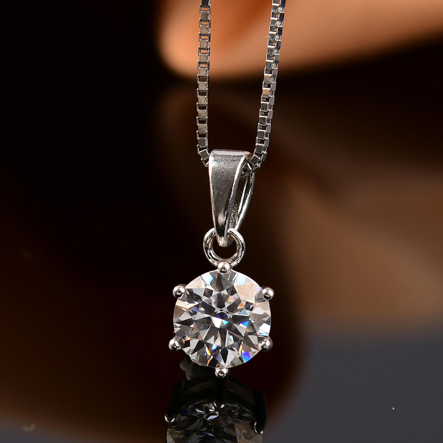 925银莫桑石银制品 经典六爪吊坠0.5-5克拉气质轻奢时尚锁骨链