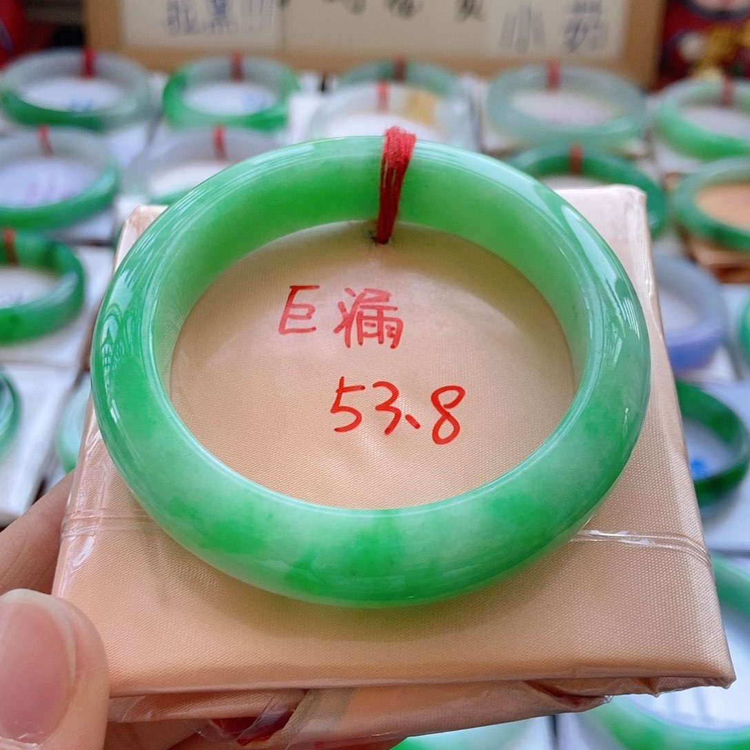 未镶嵌手镯翡翠1号