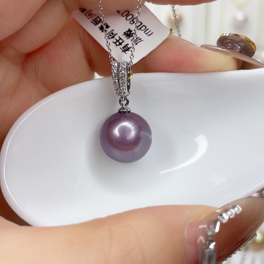 淡水珍珠吊坠(赠链)未镶嵌