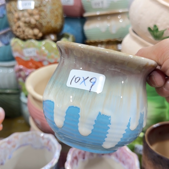凑9块包邮，有孔，花盆