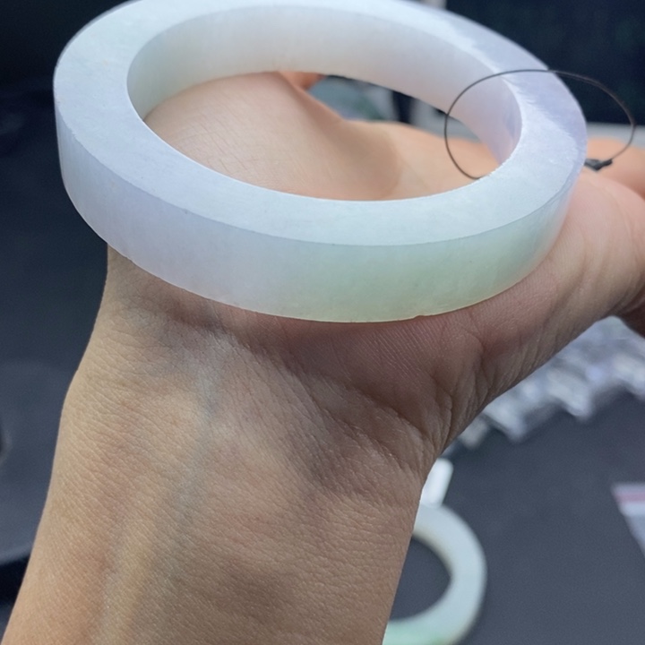 定制翡翠翡翠手镯未镶嵌