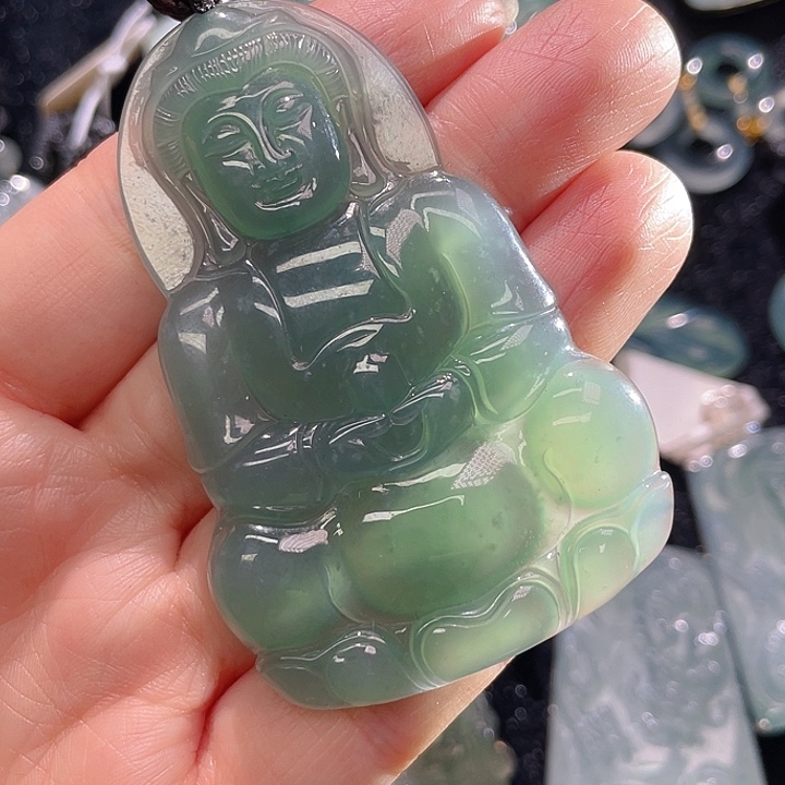 翡翠颈饰未镶嵌27，