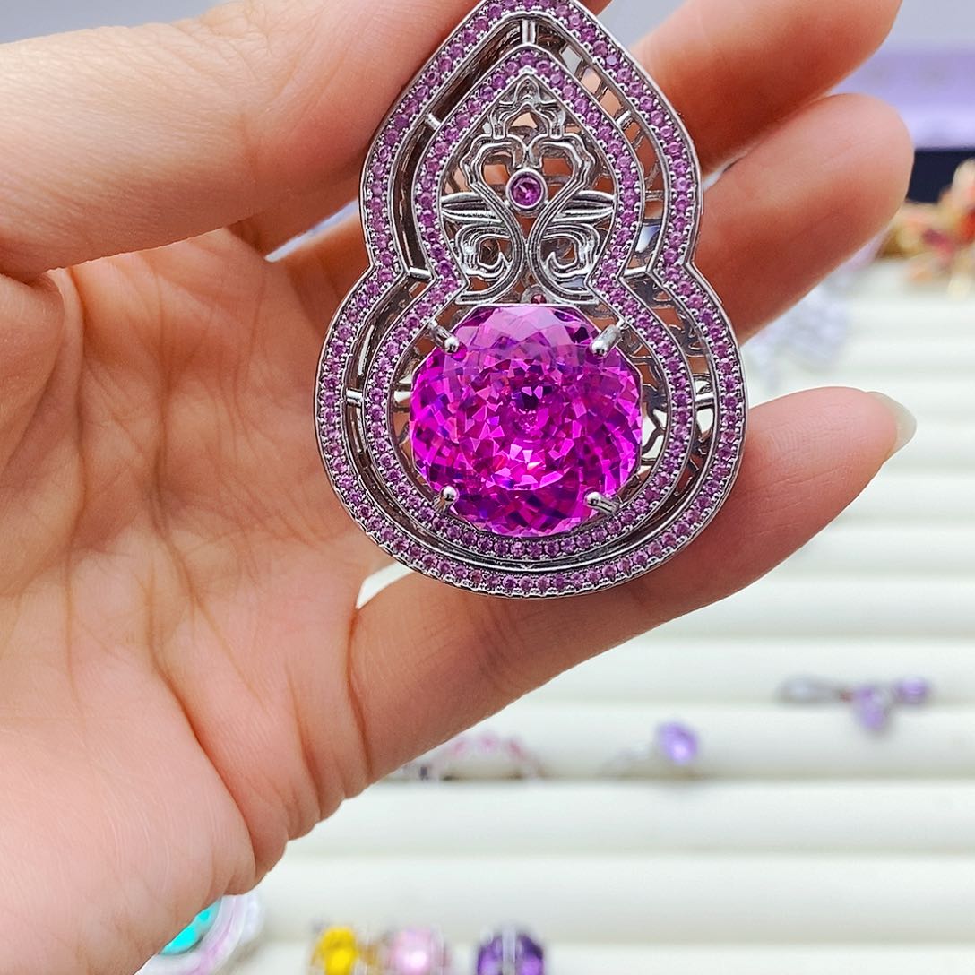 吊坠(赠链)未镶嵌尖晶石