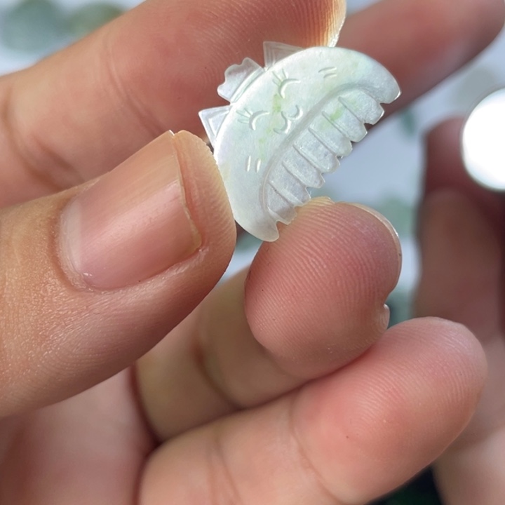 定制翡翠未镶嵌猫咪梳