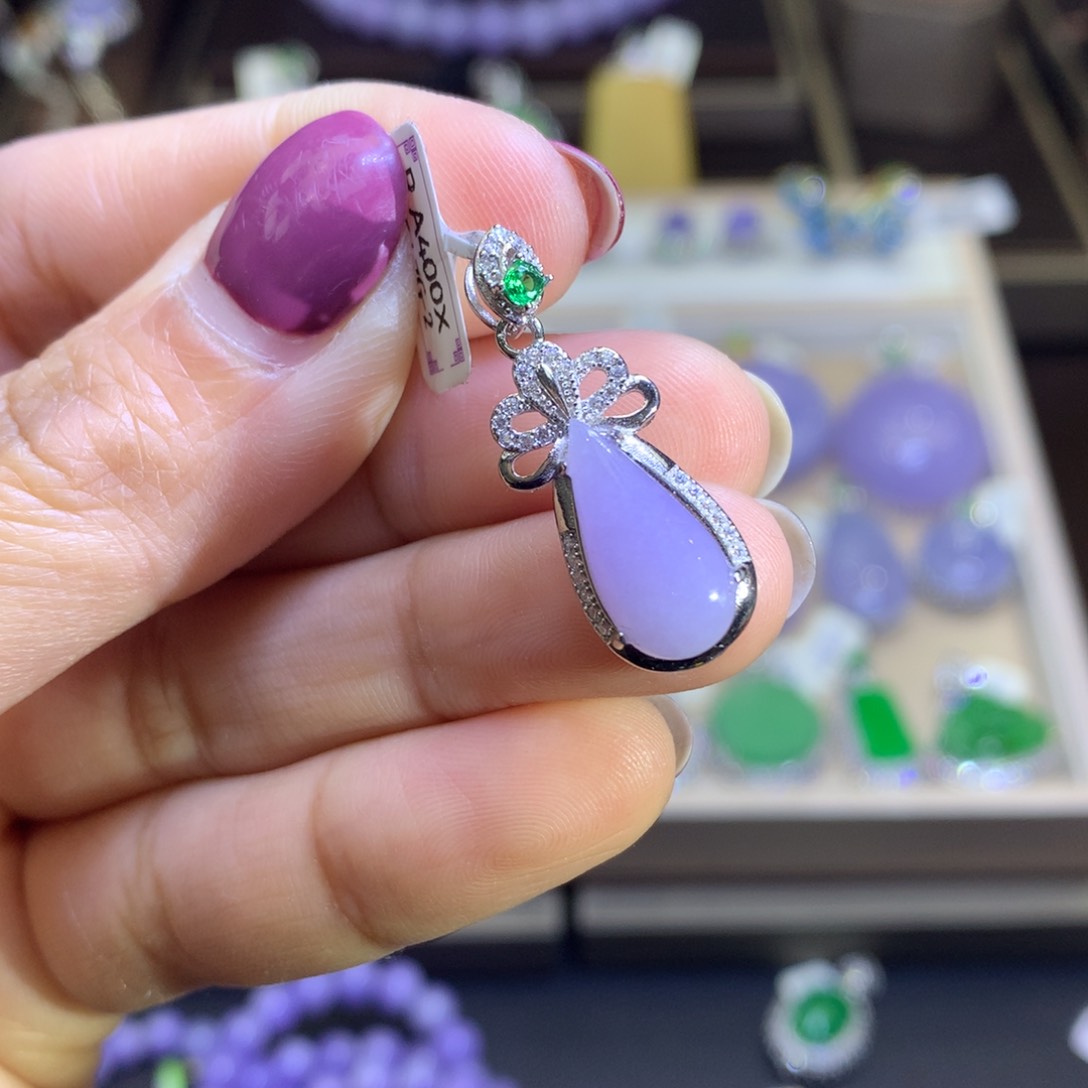 翡翠颈饰银S925镶嵌翡翠