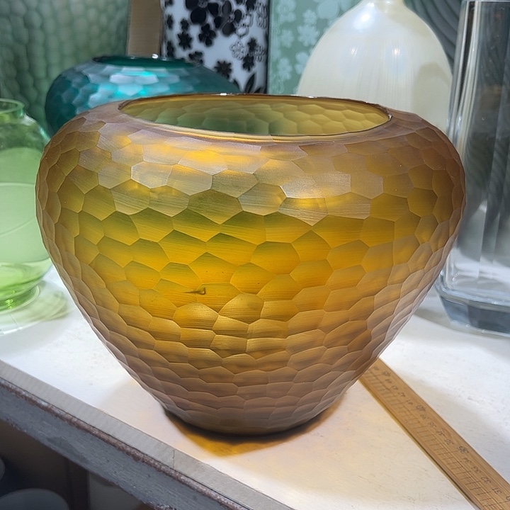 s***7琉璃手工艺品琥珀色磨刻花瓶花器高21口16