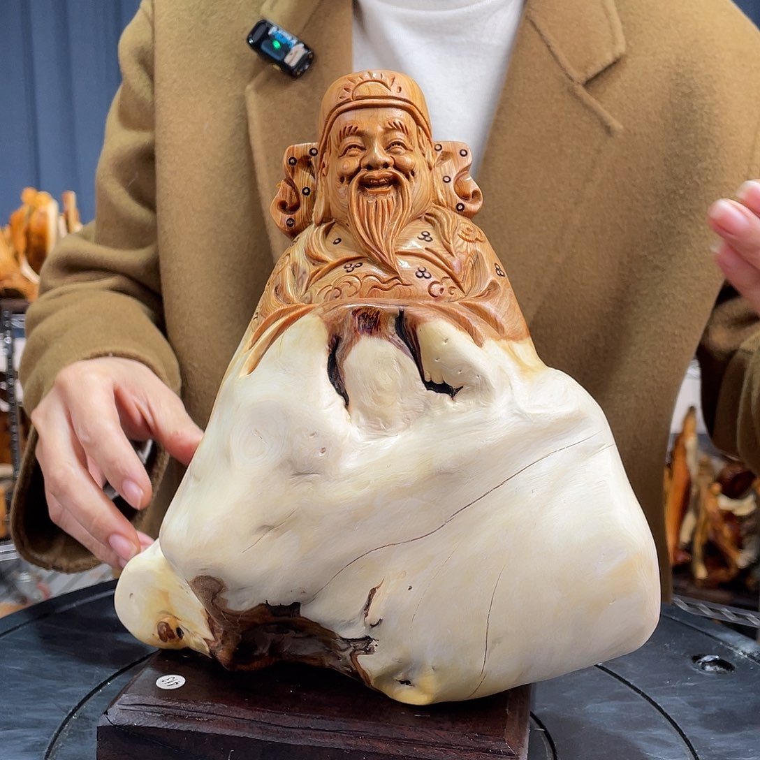 柏木（崖柏）随型艺术根雕